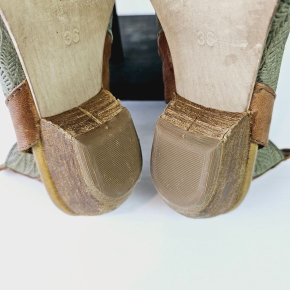 Miz Mooz New York City Celia Leather Heeled Sandals Sz 5.5 / 6 - Picture 8 of 10